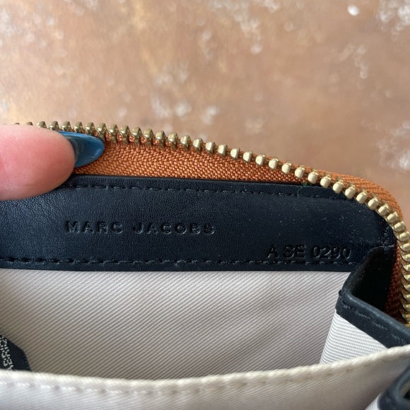 MARC JACOBS M0014215 tan WOMEN'S MINI EMPIRE CITY COMPACT LEATHER WALLET - Picture 5 of 5